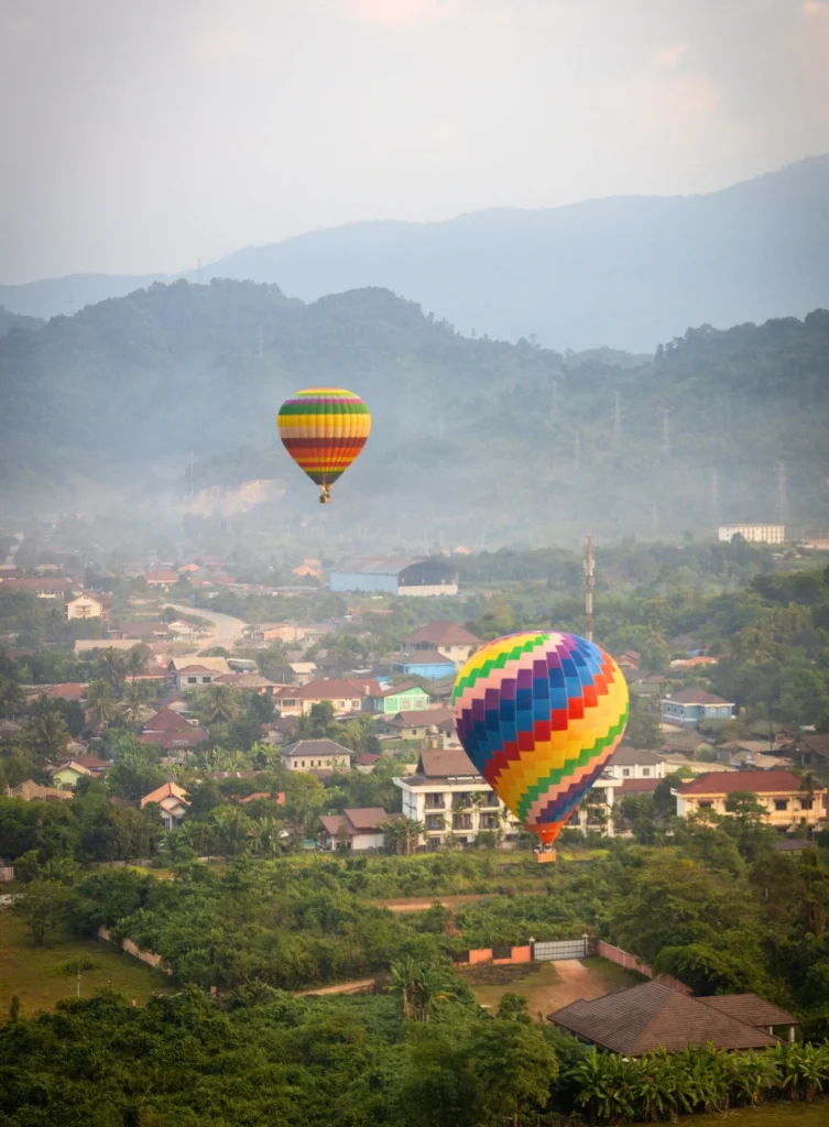 Montgolfière Laos