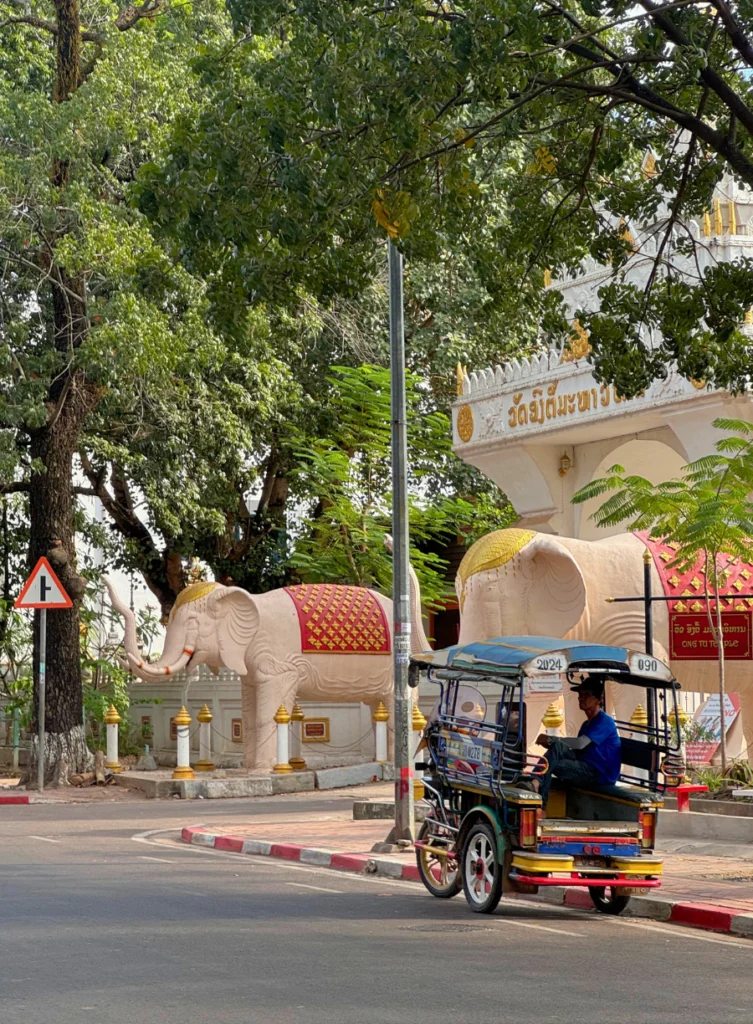 Tuktuk Vientiane - ruelles