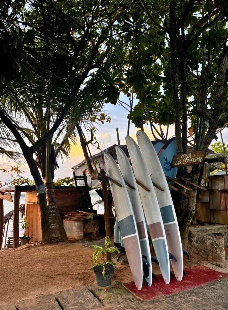 Surf Mirissa