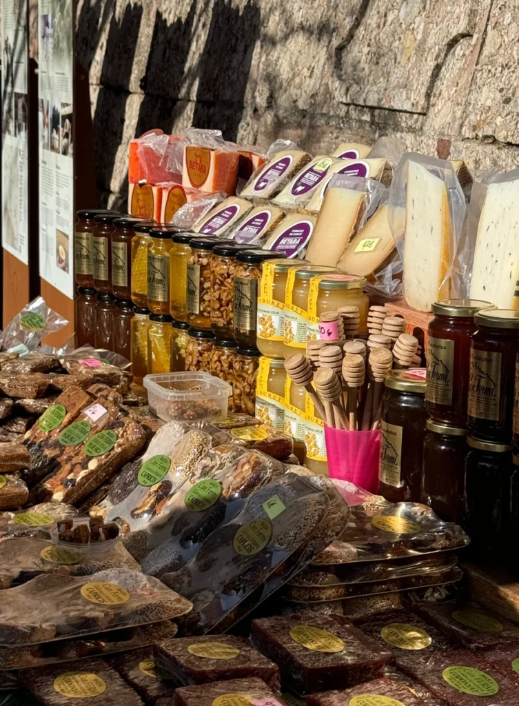 Marché local Montserrat