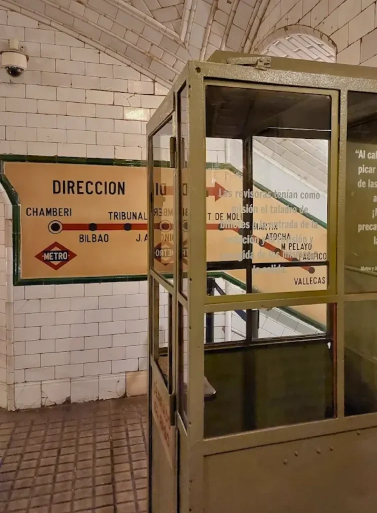 Andén 0 : une station de métro fantôme, Madrid Insolite