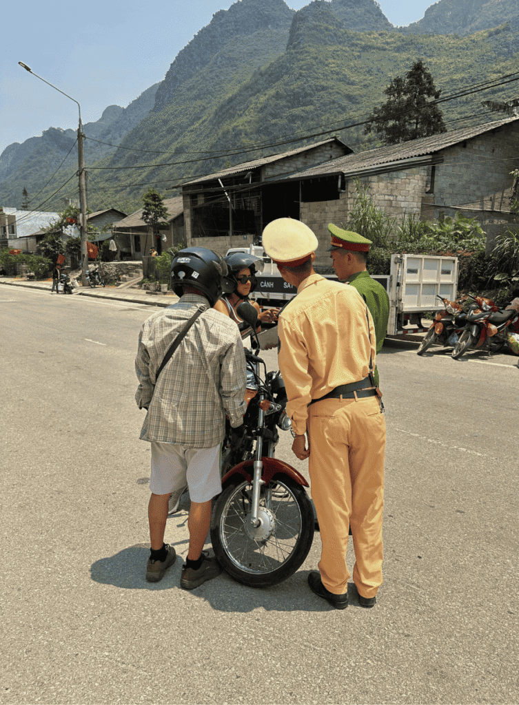 Contrôle Ha Giang Loop